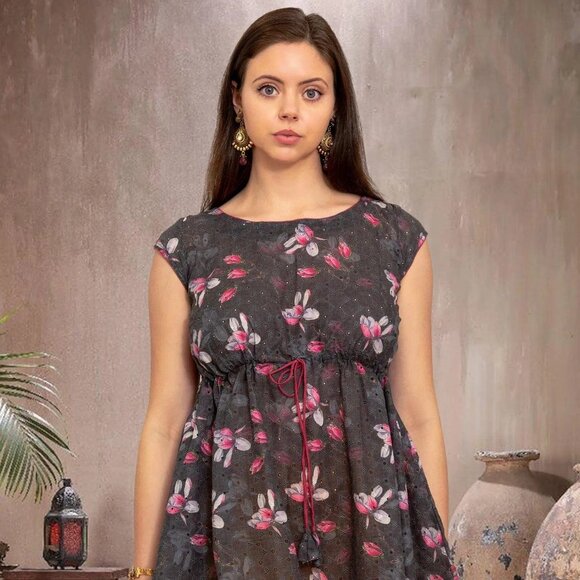 Shop Vibrant Grey Printed Short Top | Muvvas Boutique - Picture 1 of 3